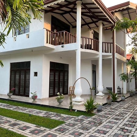 Ja-Elas French Touch Bed & Breakfast Luaran gambar